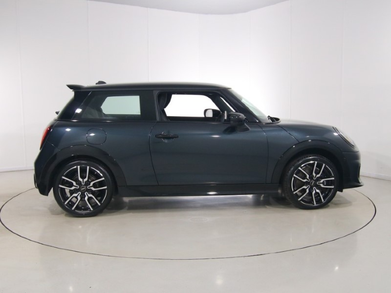 2026 (26) MINI COOPER 1.5 C Sport 3dr Auto 5963802