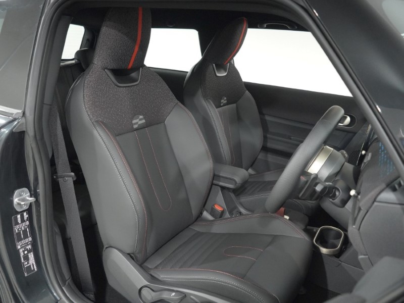 2026 (26) MINI COOPER 1.5 C Sport 3dr Auto 5963816