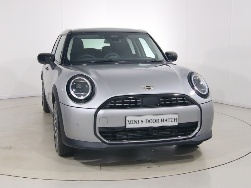 2026 (26) MINI COOPER 1.5 C Classic 5dr Auto 5963740