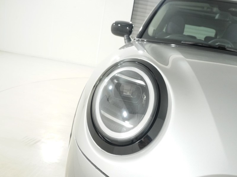 2026 (26) MINI COOPER 1.5 C Classic 5dr Auto 5963760