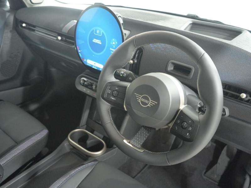 2026 (26) MINI COOPER 1.5 C Classic 5dr Auto 5963768