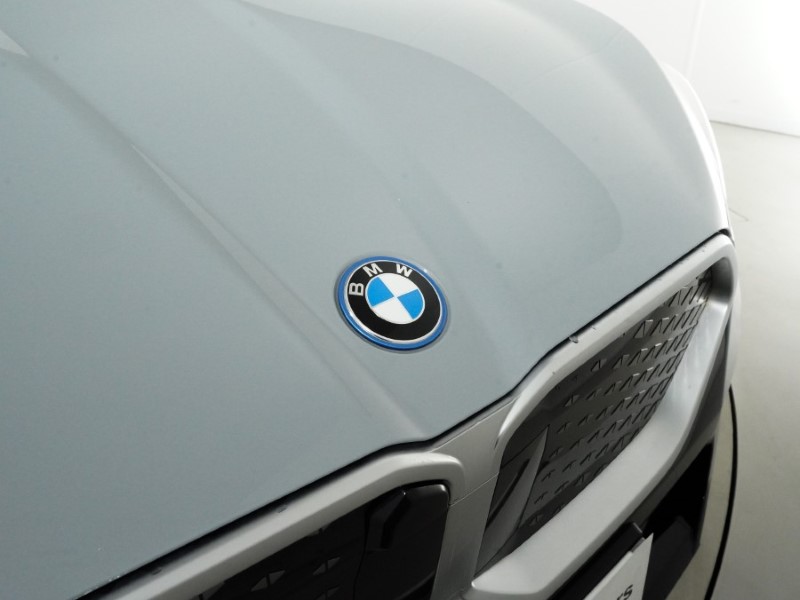 2024 (24) BMW iX2 230kW xDrive30 M Sport 65kWh 5dr Auto 5575359