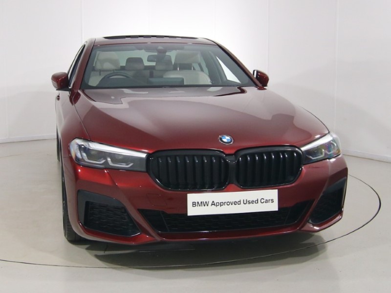 2022 (22) BMW 5 SERIES 530d xDrive MHT M Sport 4dr Auto 5567782