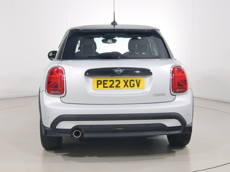 2022 (22) MINI HATCHBACK 1.5 Cooper Classic 5dr Auto 5588270