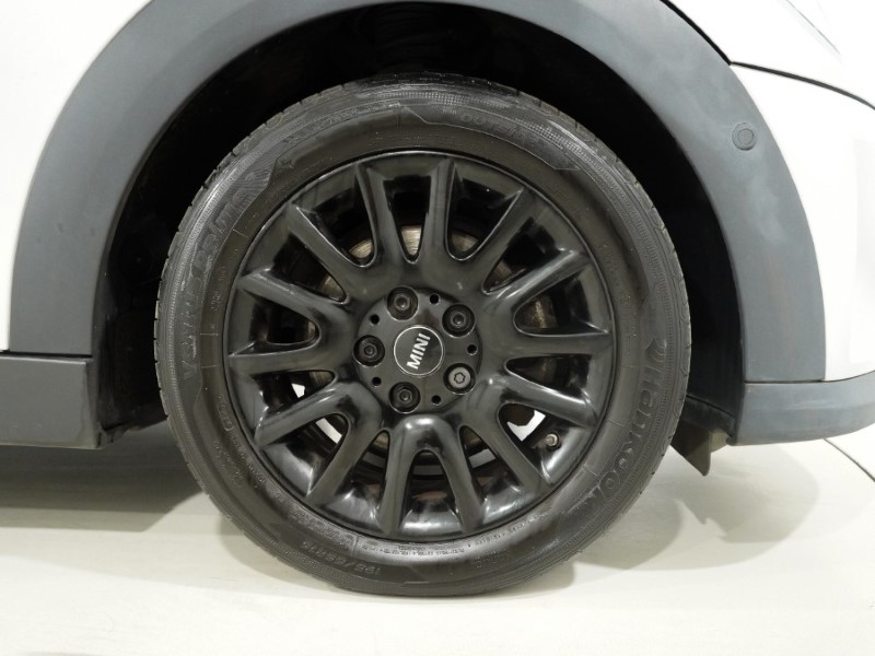 2022 (22) MINI HATCHBACK 1.5 Cooper Classic 5dr Auto 5588235