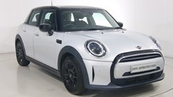 2022 (22) MINI HATCHBACK 1.5 Cooper Classic 5dr Auto 5588265