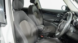 2022 (22) MINI HATCHBACK 1.5 Cooper Classic 5dr Auto 5588263