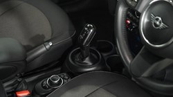 2022 (22) MINI HATCHBACK 1.5 Cooper Classic 5dr Auto 5588233