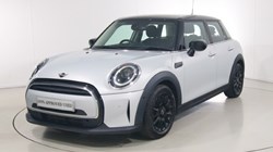 2022 (22) MINI HATCHBACK 1.5 Cooper Classic 5dr Auto 5588267