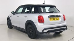 2022 (22) MINI HATCHBACK 1.5 Cooper Classic 5dr Auto 1