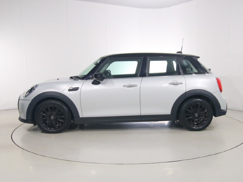 2022 (22) MINI HATCHBACK 1.5 Cooper Classic 5dr Auto 5588268