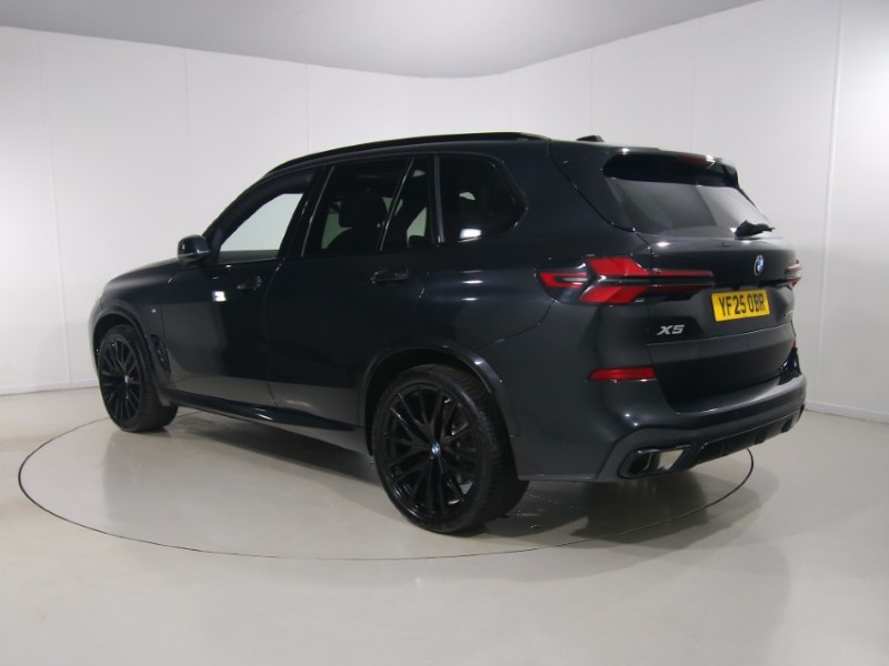 2025 (25) BMW X5 xDrive30d MHT M Sport 5dr Auto 1