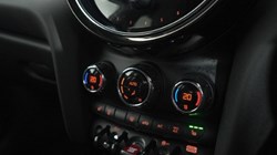 2023 (73) MINI HATCHBACK 1.5 Cooper Sport Premium 5dr Auto 5583604