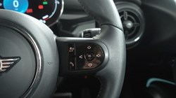 2023 (73) MINI HATCHBACK 1.5 Cooper Sport Premium 5dr Auto 5583597
