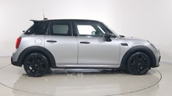 2023 (73) MINI HATCHBACK 1.5 Cooper Sport Premium 5dr Auto 5583613