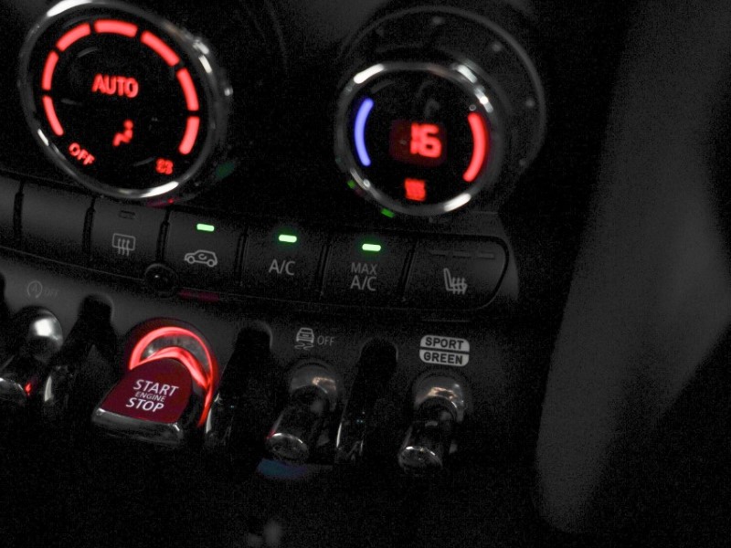 2023 (23) MINI HATCHBACK 1.5 Cooper Exclusive Premium 5dr Auto 5613943