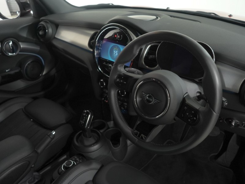 2023 (23) MINI HATCHBACK 1.5 Cooper Exclusive Premium 5dr Auto 5613925