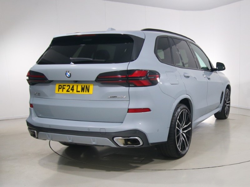 2024 (24) BMW X5 xDrive30d MHT M Sport 5dr Auto 5640287