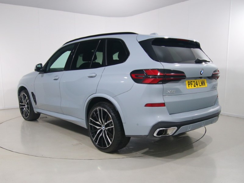 2024 (24) BMW X5 xDrive30d MHT M Sport 5dr Auto 1
