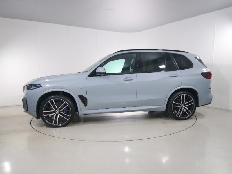 2024 (24) BMW X5 xDrive30d MHT M Sport 5dr Auto 5640284