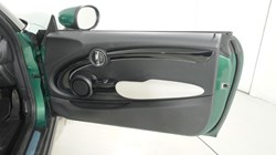 2024 (24) MINI HATCHBACK 1.5 Cooper Exclusive 3dr 5595383