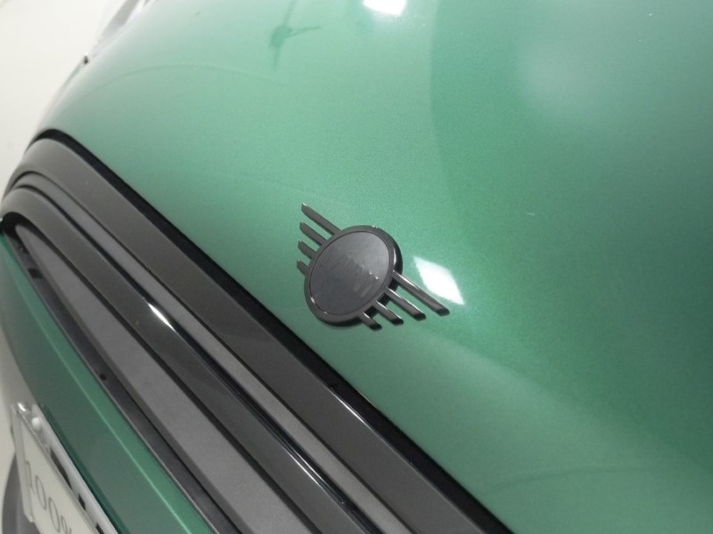 2024 (24) MINI HATCHBACK 1.5 Cooper Exclusive 3dr 5595381
