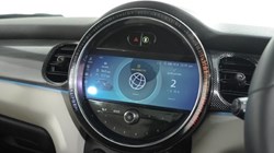 2024 (24) MINI HATCHBACK 1.5 Cooper Exclusive 3dr 5595396