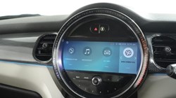 2024 (24) MINI HATCHBACK 1.5 Cooper Exclusive 3dr 5595397