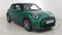 2024 (24) MINI HATCHBACK 1.5 Cooper Exclusive 3dr 5595415