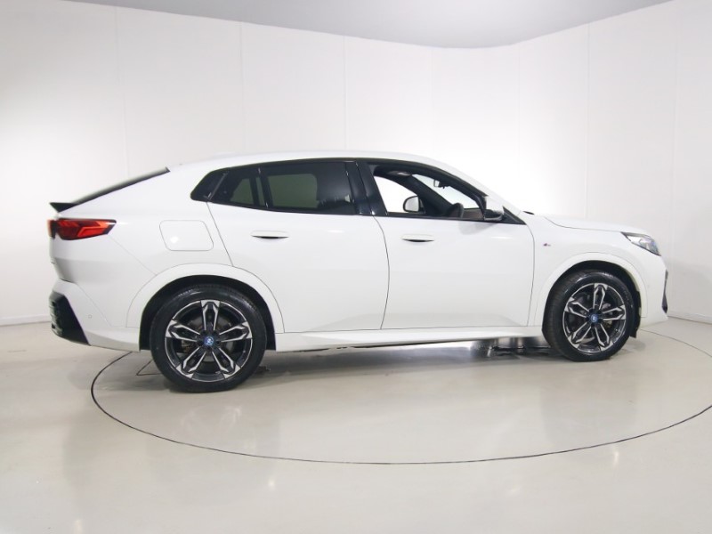 2024 (24) BMW iX2 230kW xDrive30 M Sport 65kWh 5dr Auto 5600515