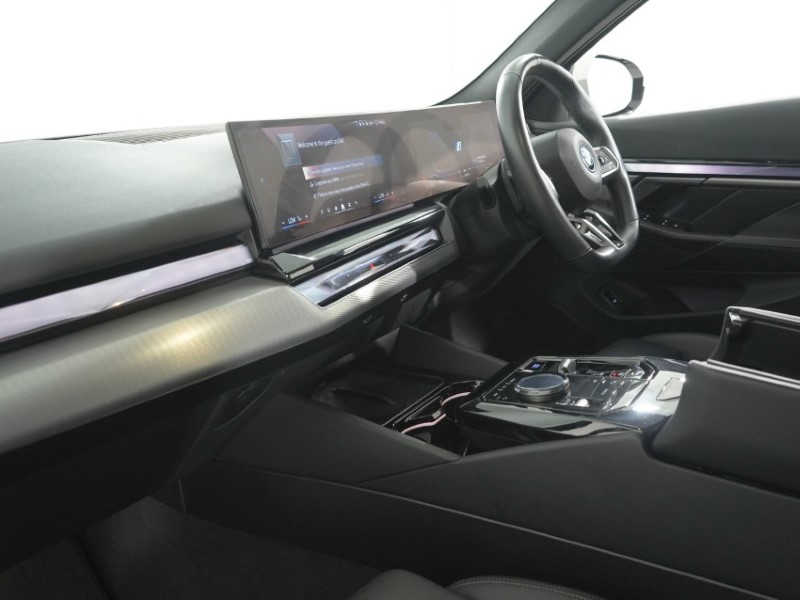 2024 (24) BMW I5 250kW eDrive40 M Sport 84kWh 4dr Auto 5598474