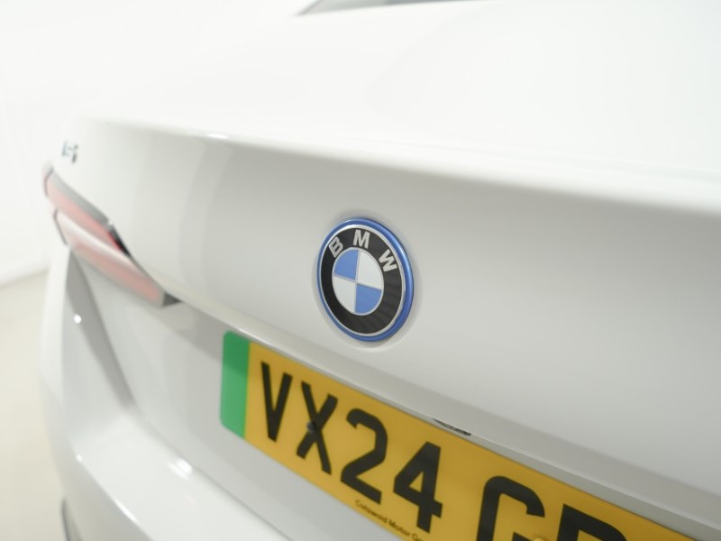 2024 (24) BMW I5 250kW eDrive40 M Sport 84kWh 4dr Auto 5598465