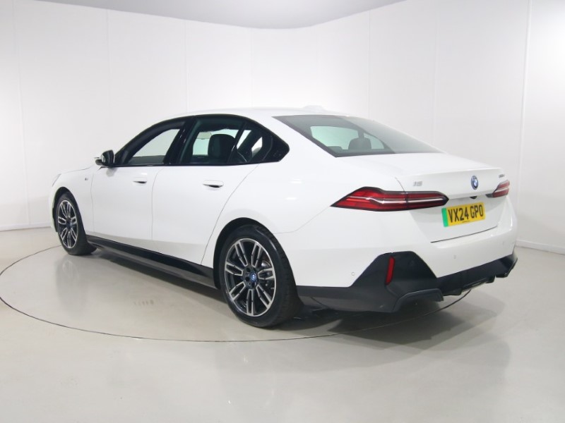 2024 (24) BMW I5 250kW eDrive40 M Sport 84kWh 4dr Auto 1