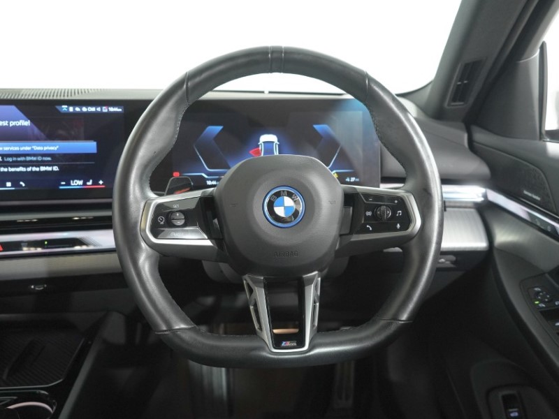 2024 (24) BMW I5 250kW eDrive40 M Sport 84kWh 4dr Auto 5598481