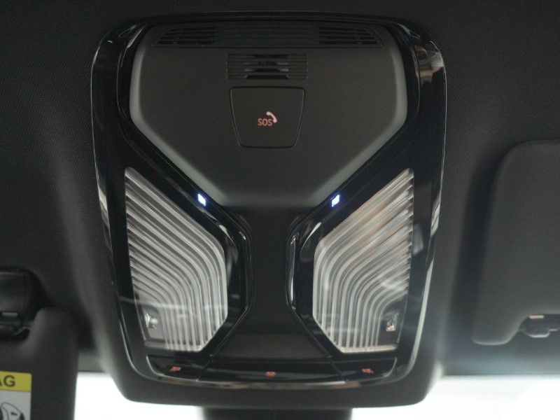 2024 (73) BMW 2 SERIES 220i M Sport 2dr Step Auto 5596189