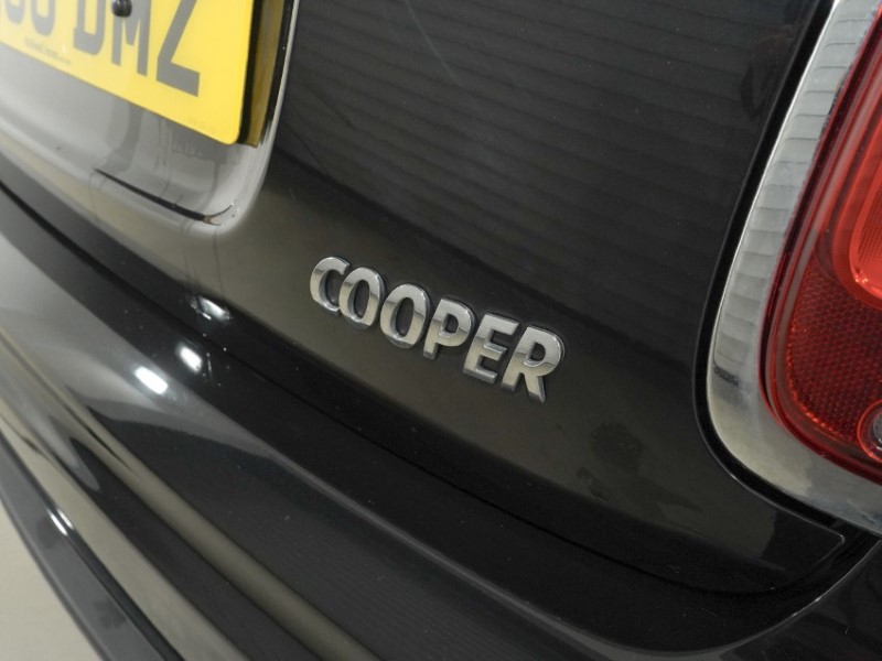 2018 (68) MINI HATCHBACK 1.5 Cooper Sport II 3dr 5651182