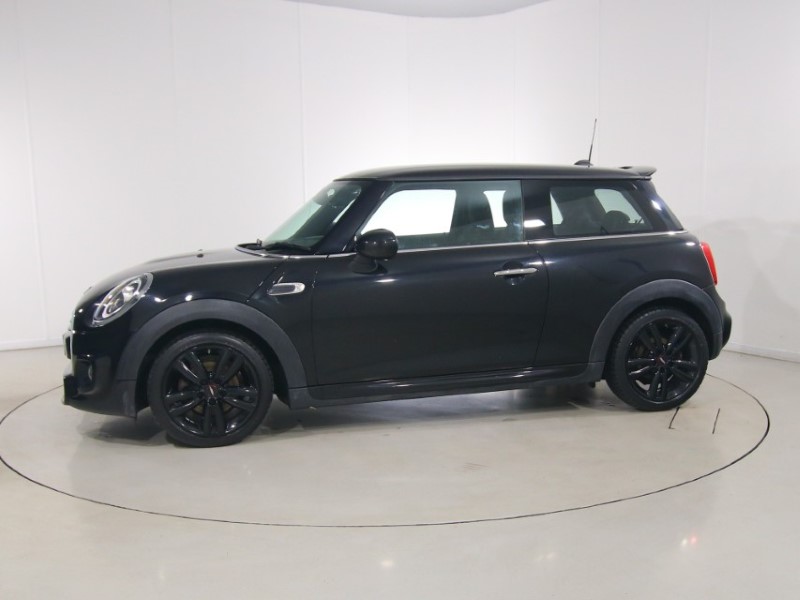 2018 (68) MINI HATCHBACK 1.5 Cooper Sport II 3dr 5651225