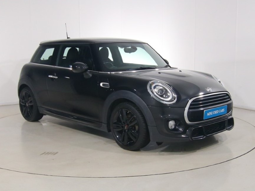 2018 (68) MINI HATCHBACK 1.5 Cooper Sport II 3dr