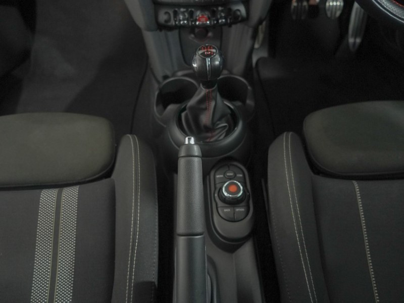 2018 (68) MINI HATCHBACK 1.5 Cooper Sport II 3dr 5651189