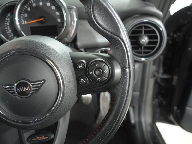 2018 (68) MINI HATCHBACK 1.5 Cooper Sport II 3dr 5651204