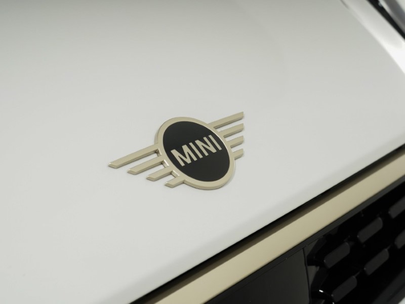 2025 (25) MINI COOPER 2.0 S Exclusive 3dr Auto 5626030