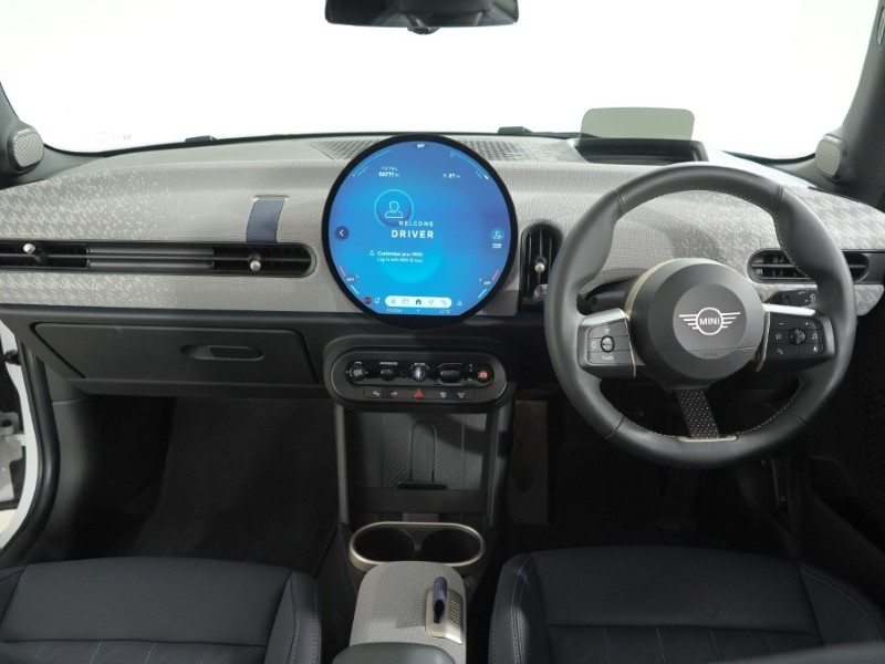 2025 (25) MINI COOPER 2.0 S Exclusive 3dr Auto 5626037