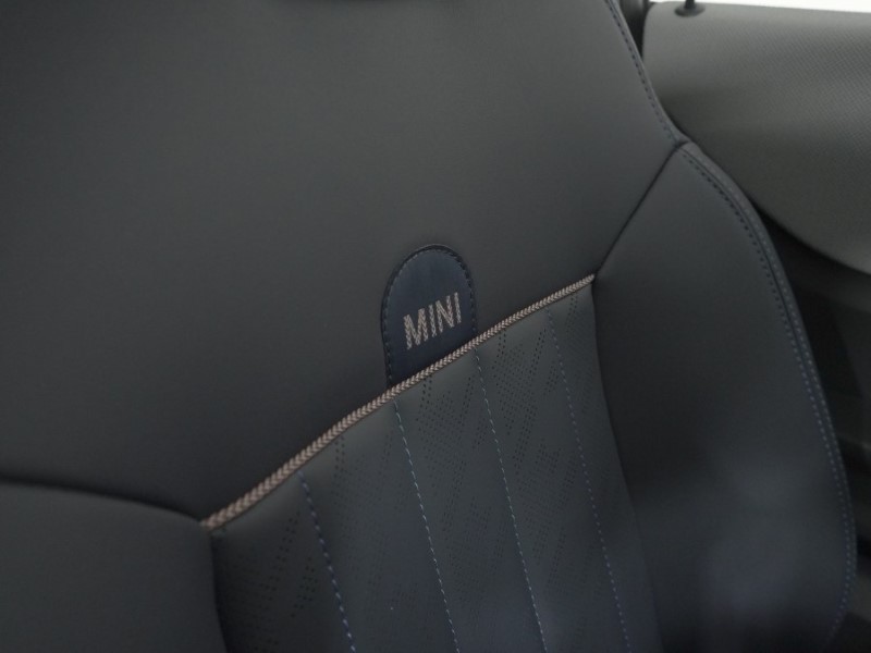 2025 (25) MINI COOPER 2.0 S Exclusive 3dr Auto 5626075