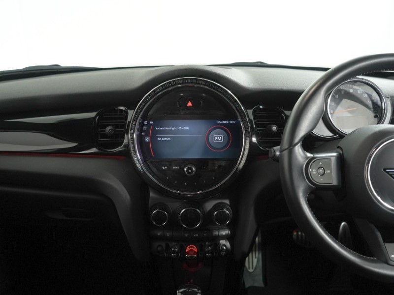 2021 (21) MINI HATCHBACK 1.5 Cooper Sport 5dr Auto 5611232