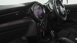 2021 (21) MINI HATCHBACK 1.5 Cooper Sport 5dr Auto 5611228