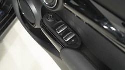 2021 (21) MINI HATCHBACK 1.5 Cooper Sport 5dr Auto 5611243