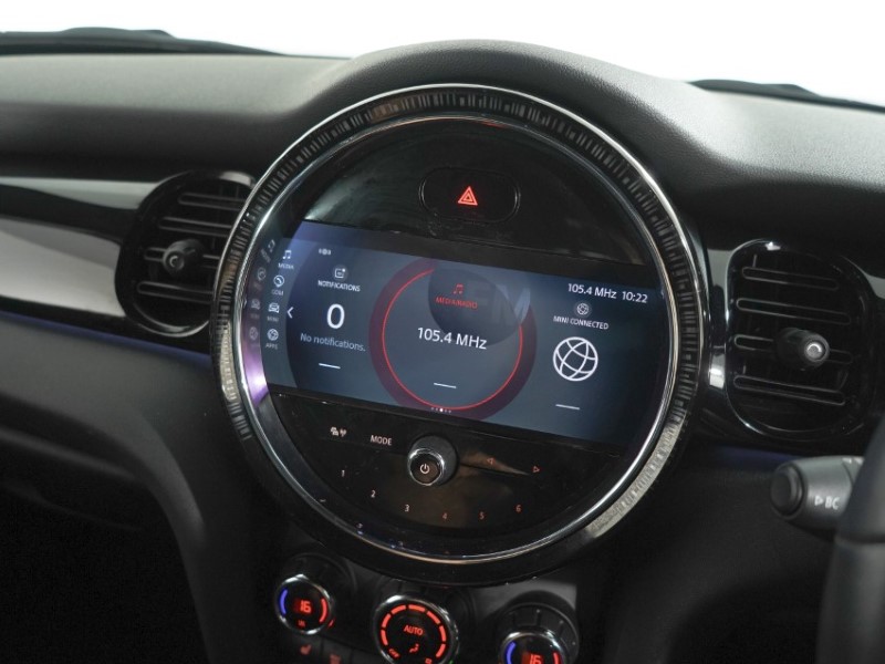 2021 (21) MINI HATCHBACK 1.5 Cooper Sport 5dr Auto 5611264