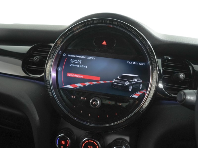 2021 (21) MINI HATCHBACK 1.5 Cooper Sport 5dr Auto 5611271