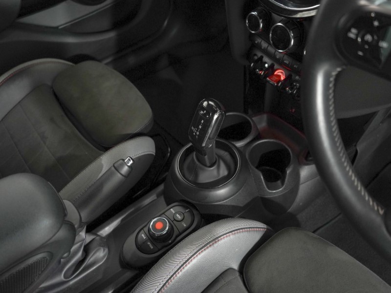 2021 (21) MINI HATCHBACK 1.5 Cooper Sport 5dr Auto 5611246