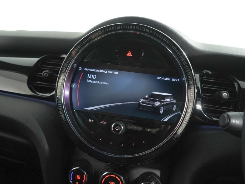 2021 (21) MINI HATCHBACK 1.5 Cooper Sport 5dr Auto 5611272